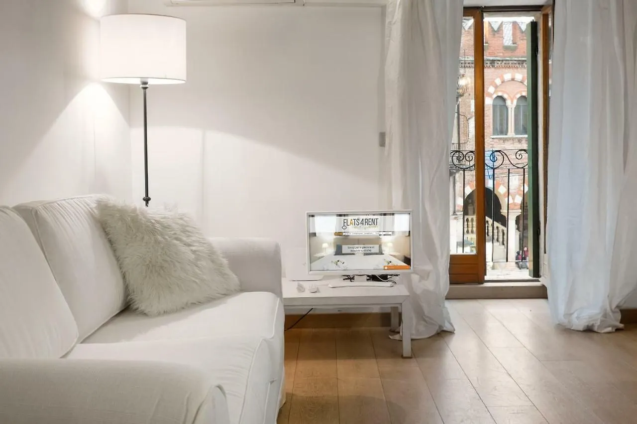 Casa Delle Erbe Apartment Verona 0*,