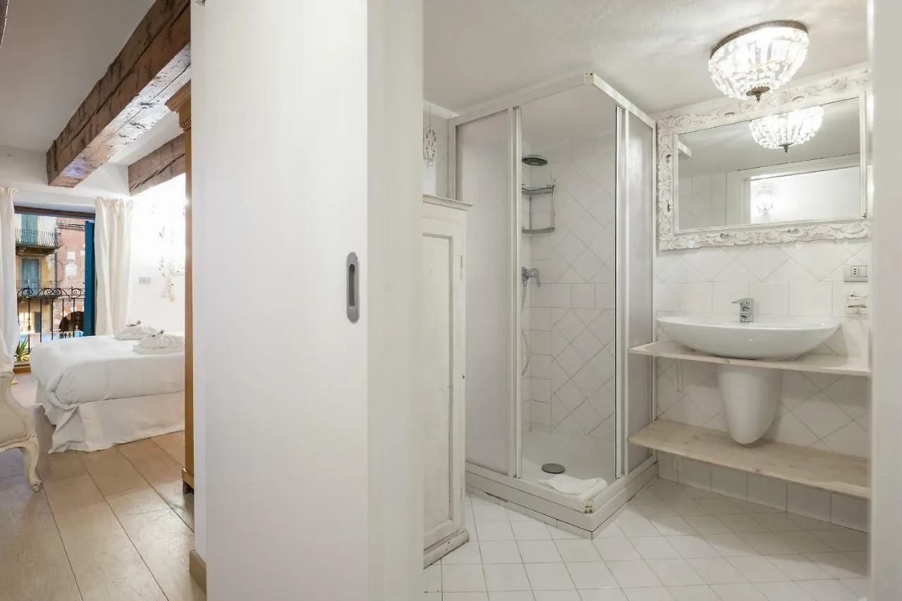 Casa Delle Erbe Apartment Verona